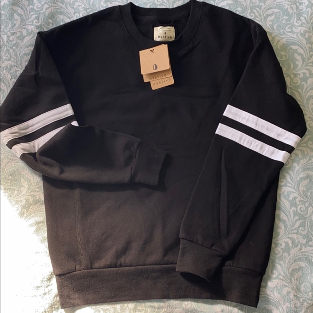 Black crew neck fleece sweatshirt